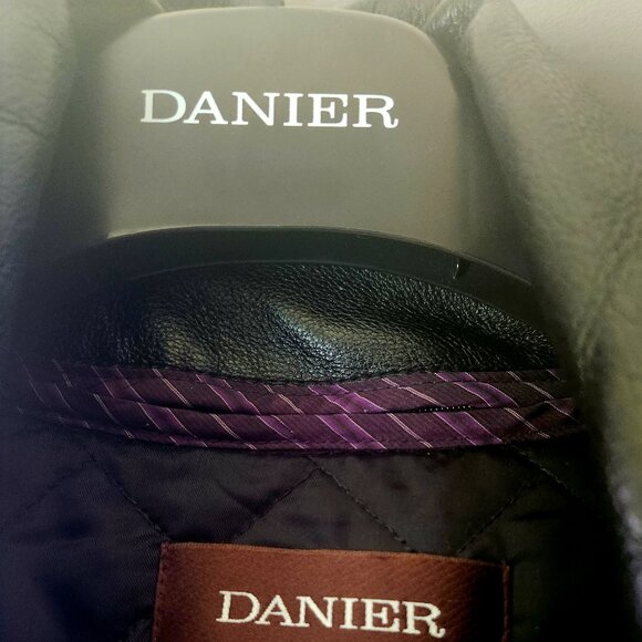 Danier soft leather dress coat - button up Thinsulate removable Lining Sz M - Picture 8 of 12